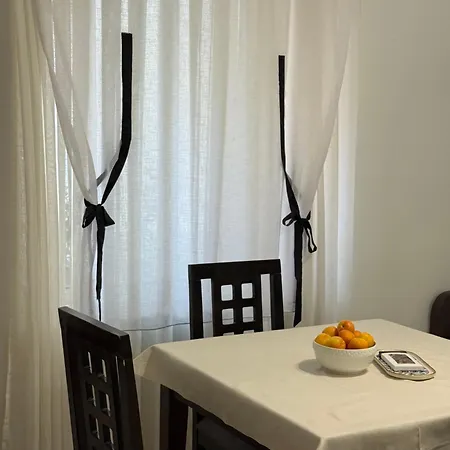 & 3 Min To Sea Apartament Saranda